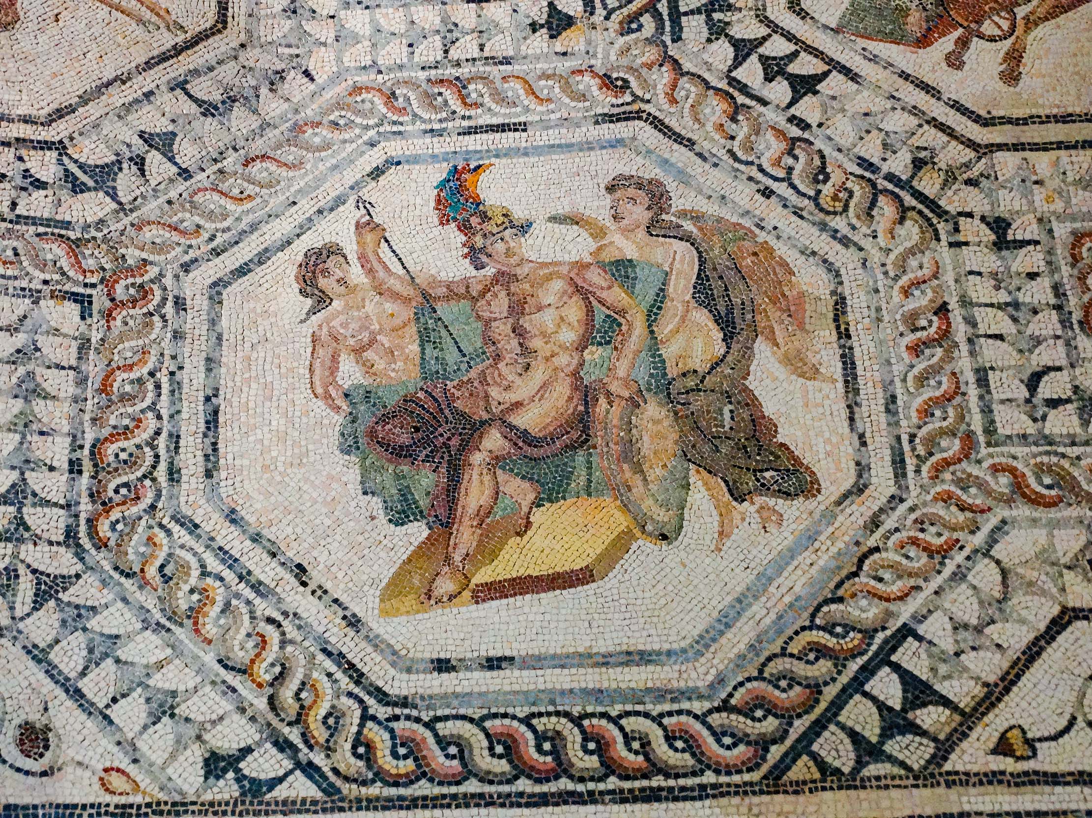 Le dieu Mars représenté sur une mosaïque du site d’Orbe-Boscéaz.