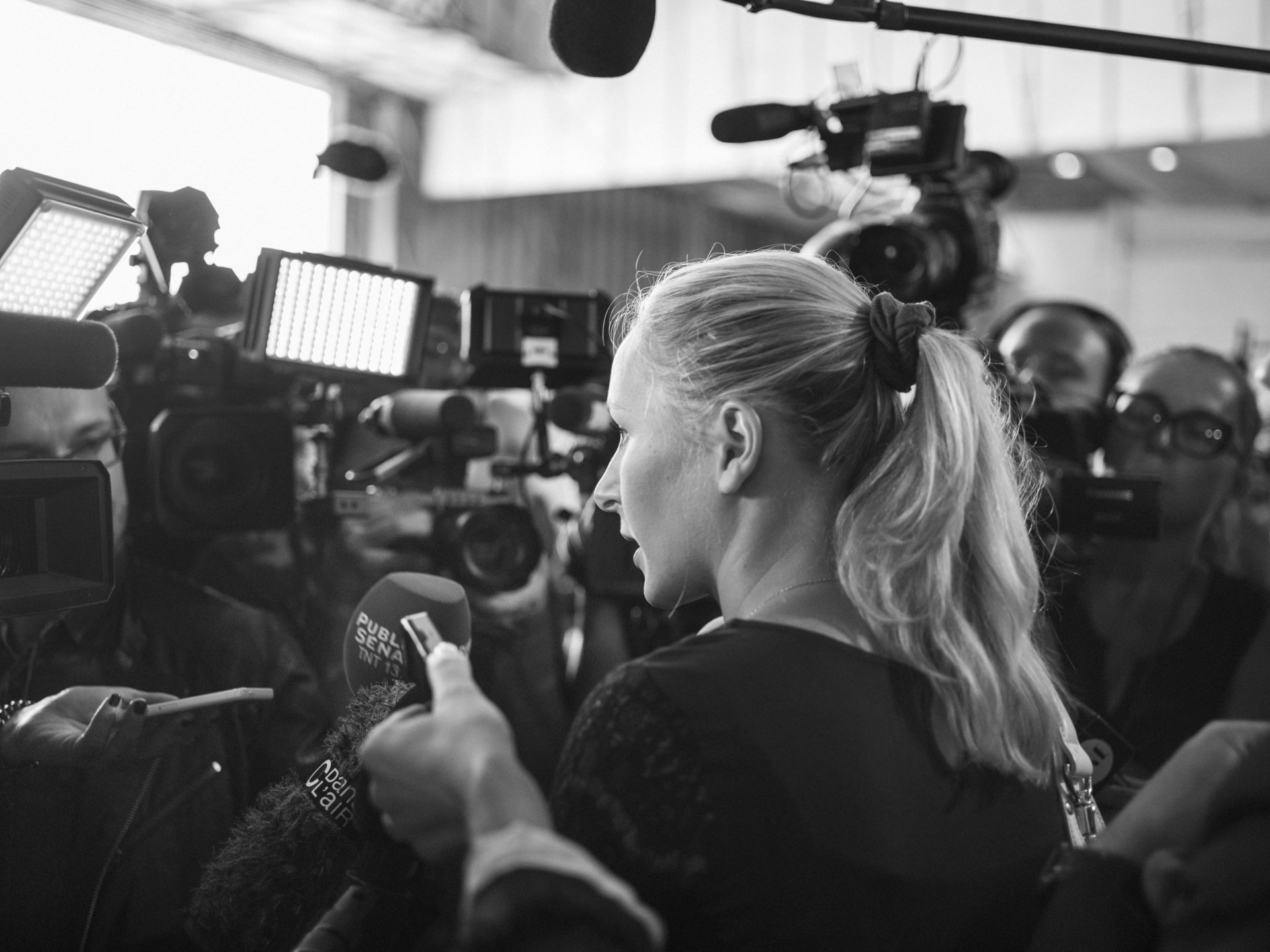 Marion Maréchal-Le Pen, née le 10 décembre 1989, refuse pour l'heure d'assumer à son tour l'héritage du clan. Elle n'appellera pas à voter pour sa tante le 10 avril prochain